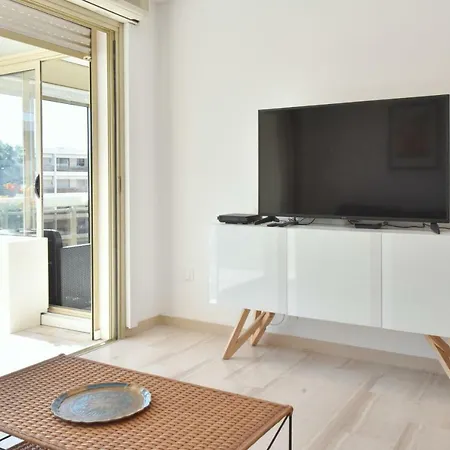 Kikiloue 2 Min From The Beaches, With Terrace! Ideal For Families ! * Cannes