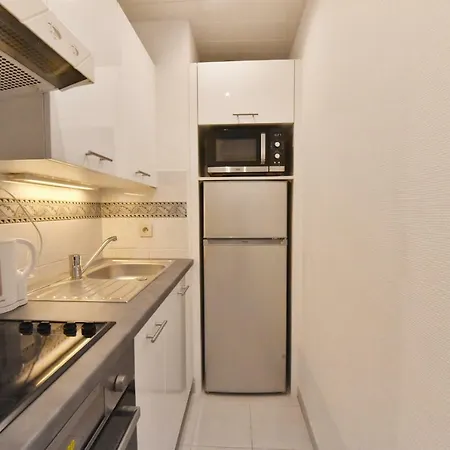 Kikiloue 2 Min From The Beaches, With Terrace! Ideal For Families ! *